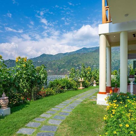 Stayvista At The Oakridge 4 Bhk Villa In Dharamshala With Jacuzzi & Balcony Chamba (Himachal Pradesh) Eksteriør bilde