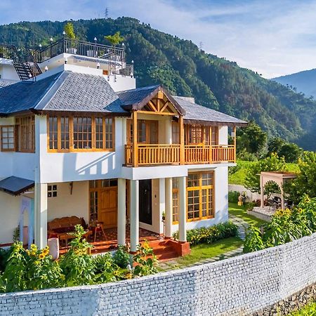 Stayvista At The Oakridge 4 Bhk Villa In Dharamshala With Jacuzzi & Balcony Chamba (Himachal Pradesh) Eksteriør bilde