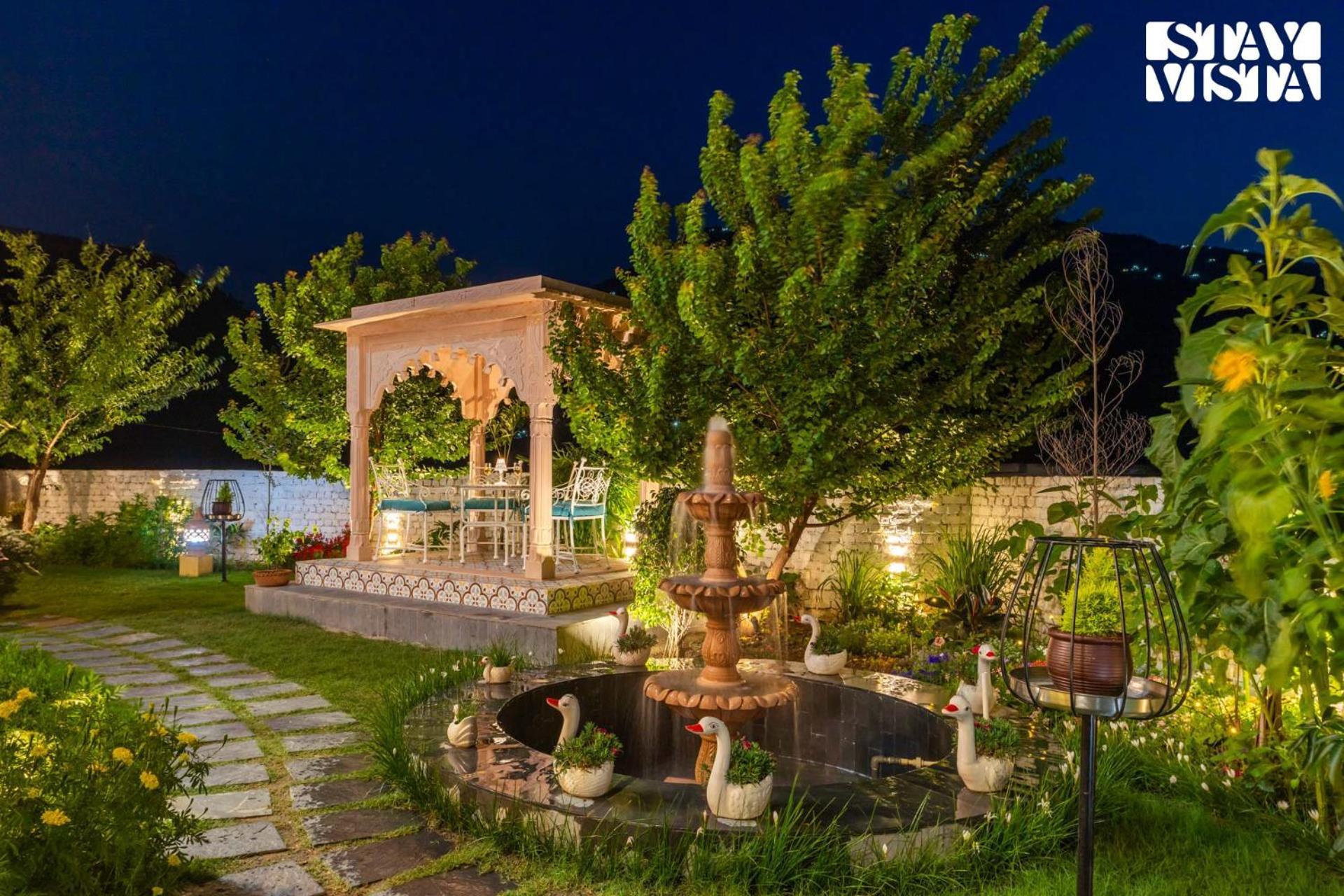 Stayvista At The Oakridge 4 Bhk Villa In Dharamshala With Jacuzzi & Balcony Chamba (Himachal Pradesh) Eksteriør bilde