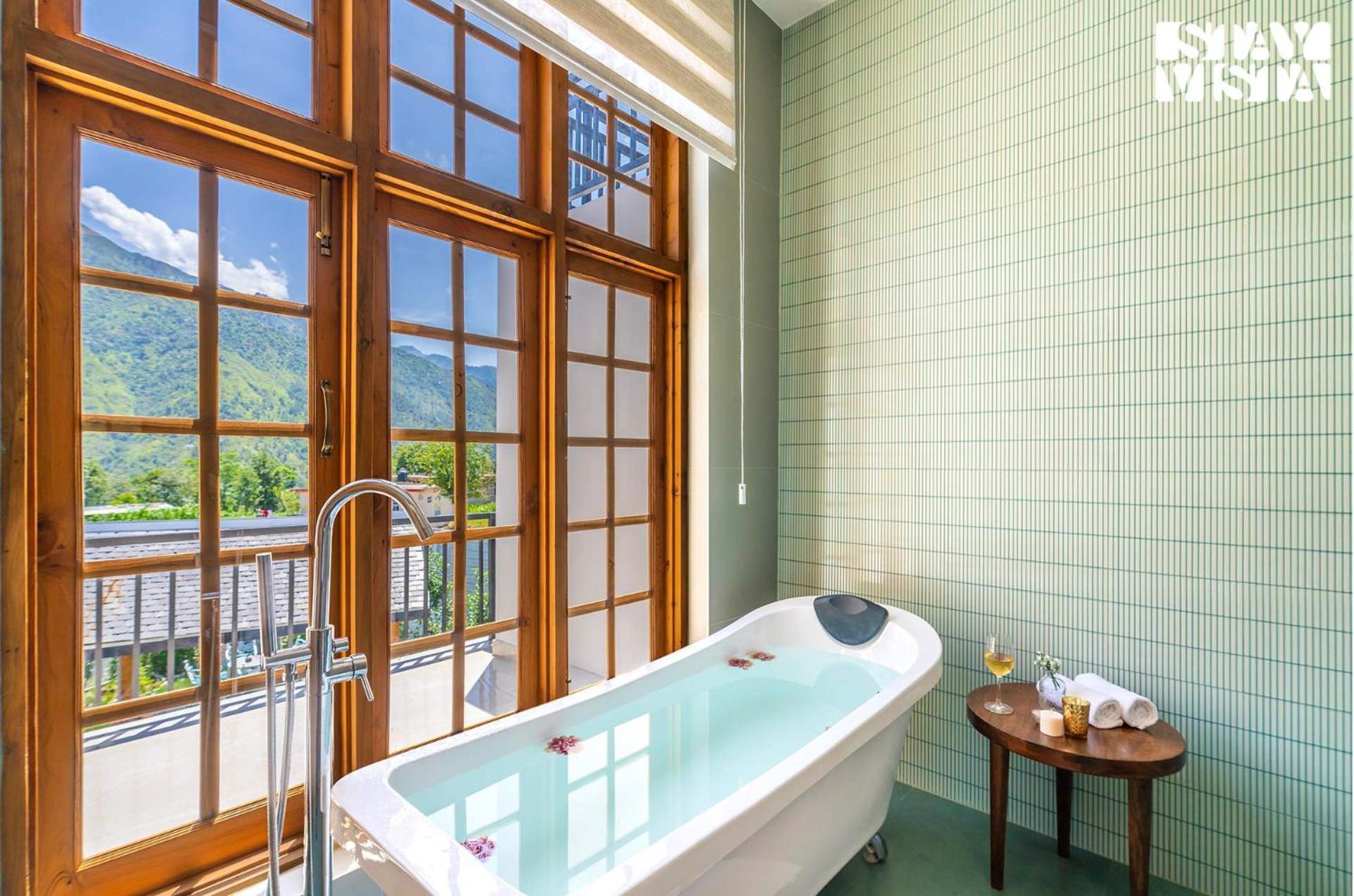 Stayvista At The Oakridge 4 Bhk Villa In Dharamshala With Jacuzzi & Balcony Chamba (Himachal Pradesh) Eksteriør bilde